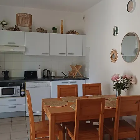 Entre Piscine, Et Farniente En Famille Poggio Mezzana