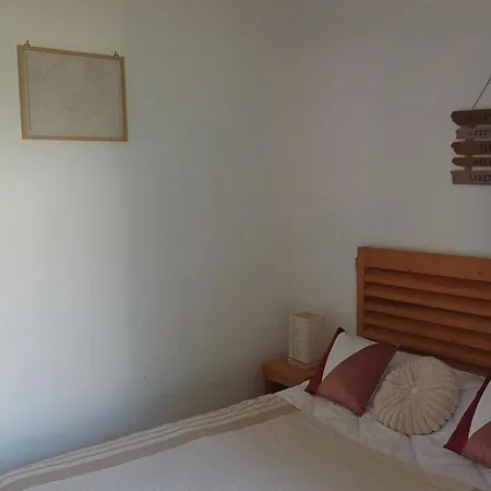 Entre Piscine, Et Farniente En Famille Apartment *